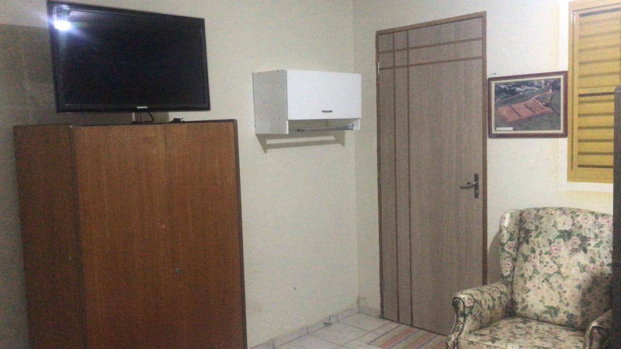 Hostel Office- Hospedagem Climatizada Quartos E Apartamentos Privativos Extrema Exterior photo